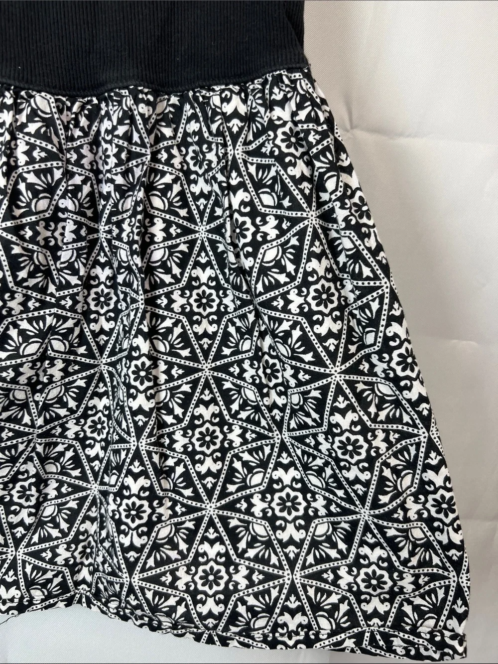Gap Kids black and white tank dress size XS (4-5) E UC